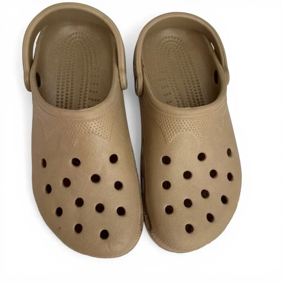 NWOT Crocs Clogs in Tan Size 10-11 - Picture 2 of 4
